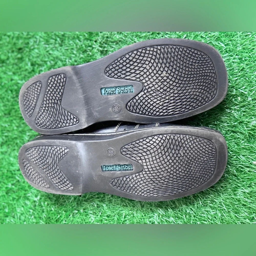 Josef Seibel Black‎ Leather Slip-On Loafers Size 38